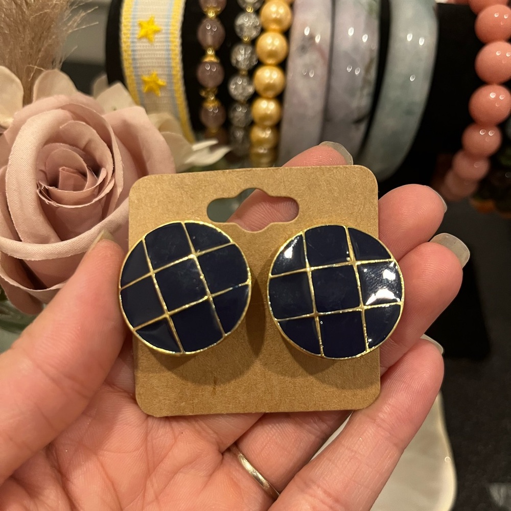 80’s earrings